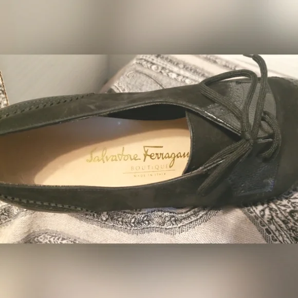 Salvatore Ferragamo Black Women's Lace-up Brogue Oxfords Size 8.5B - Picture 9 of 15
